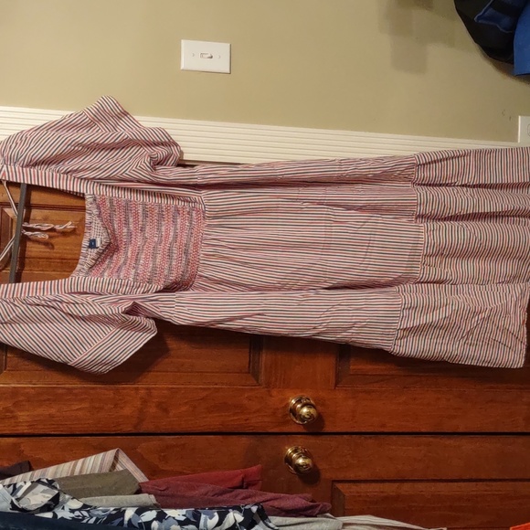 Women's stripe dress w/lining in EUC - Picture 5 of 9